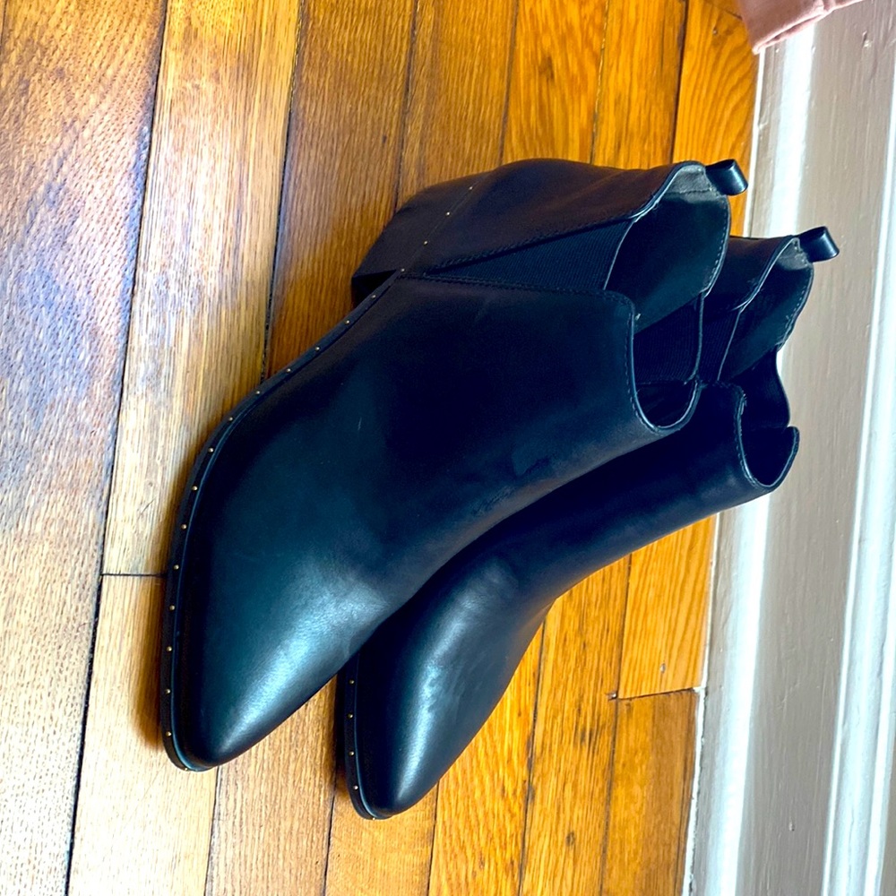 Bar III booties NWT with minor scuffs